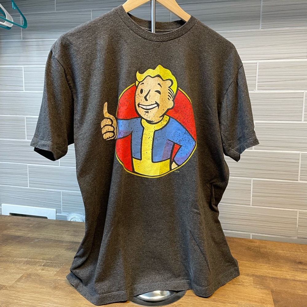 🍀3 FOR $15🍀 | Fallout | Men’s/Unisex Oversized Tee | Large